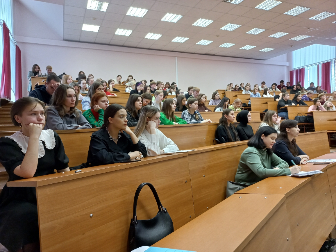 Первокурсники приняли участие в беседе «Стоп наркотик: как не потерять целое поколение»